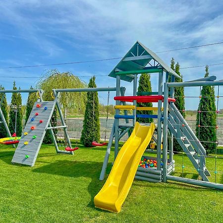 Holiday Park Zator Eksteriør bilde